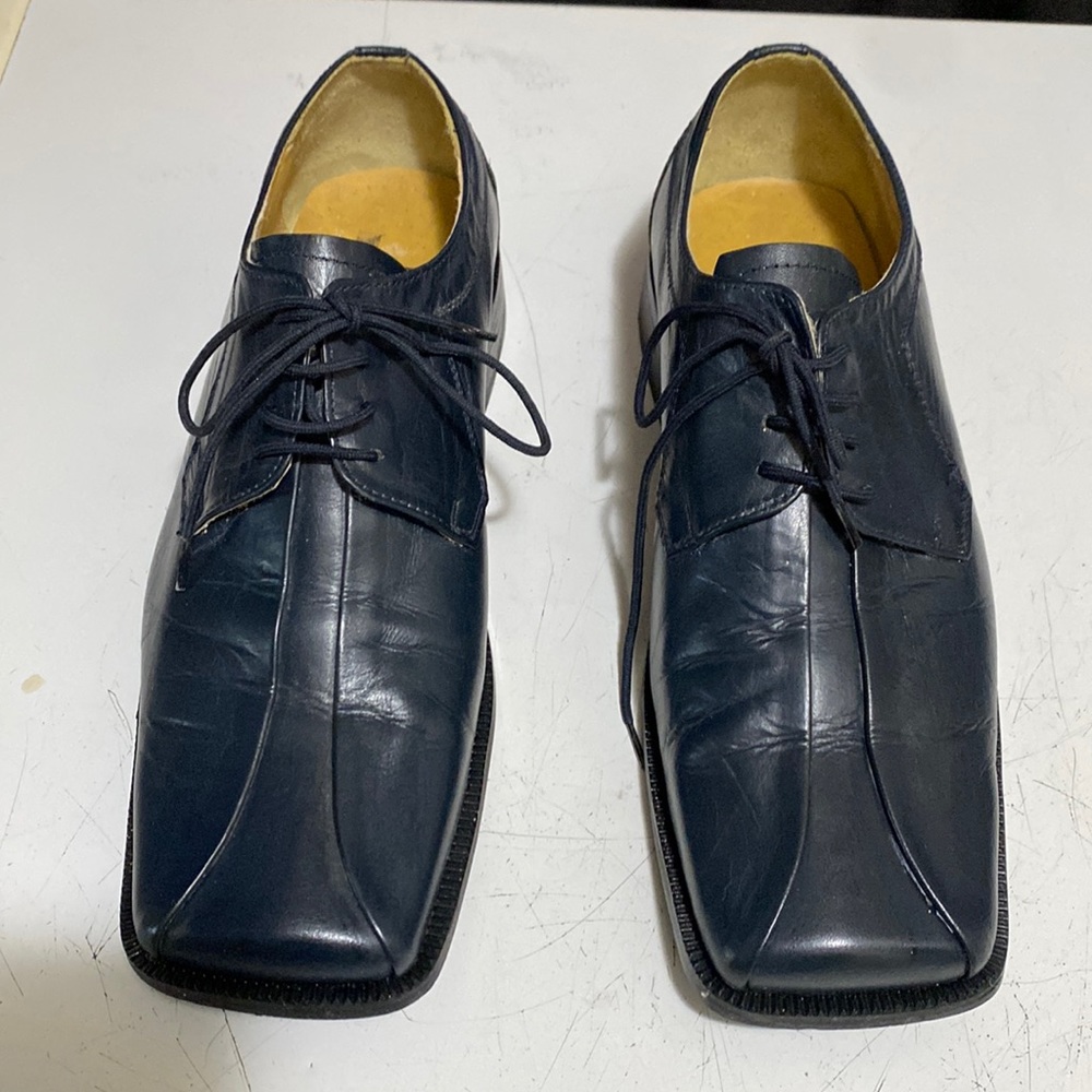 Liberty Man’s Exclusive leather upper black men dress shoes size 9